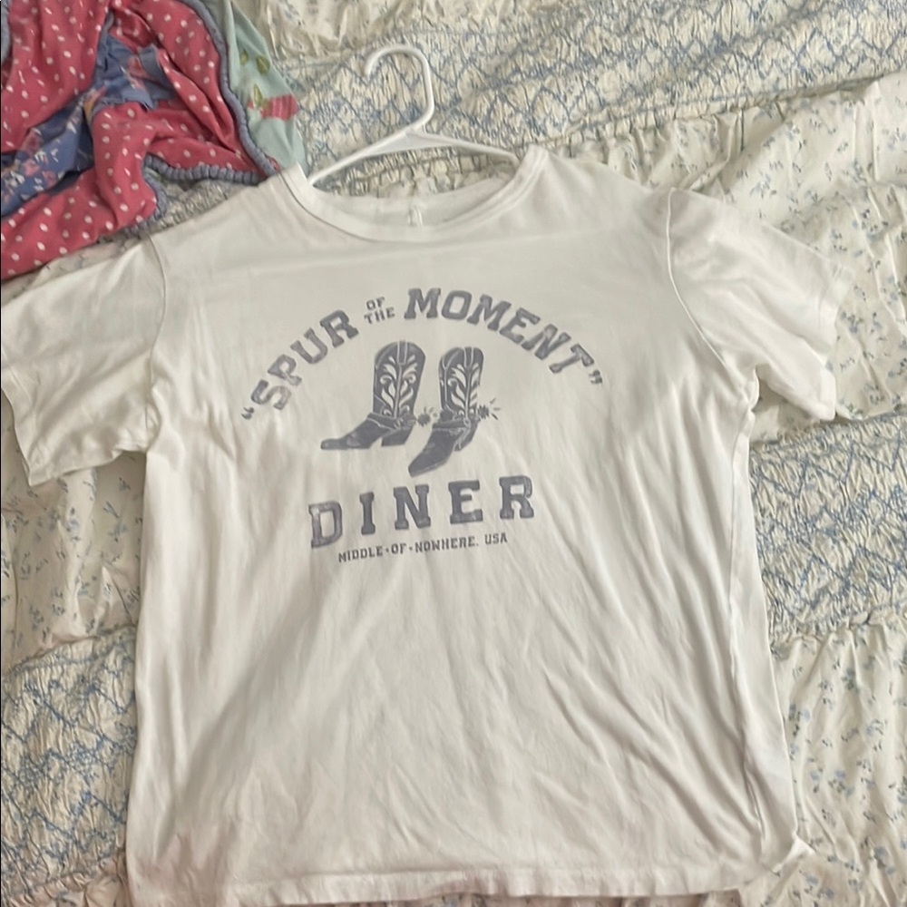American Eagle Outfitters White Graphic Tee